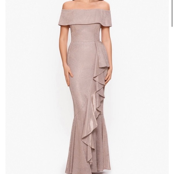 GOWNS FORMAL WEAR FOR SALE - Picture 8 of 8